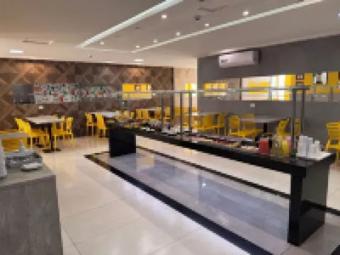 โรงแรม อาวาลอน มาริงา