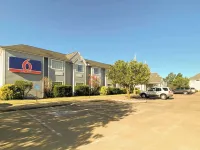 Studio 6 McAlester, OK - South