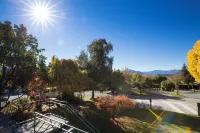 Tasman Holiday Parks - Wanaka - con vistas a la montaña