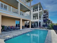 Coastal Heaven by Distinctive Beach Rentals - Homestays