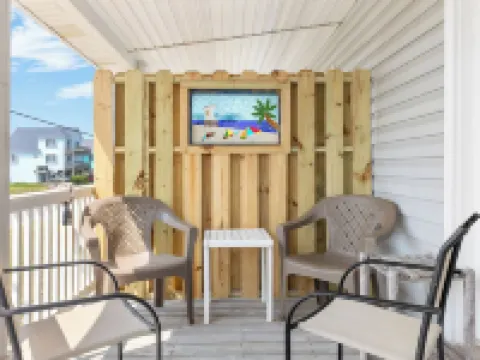 Catch A Wave Hotels in Topsail