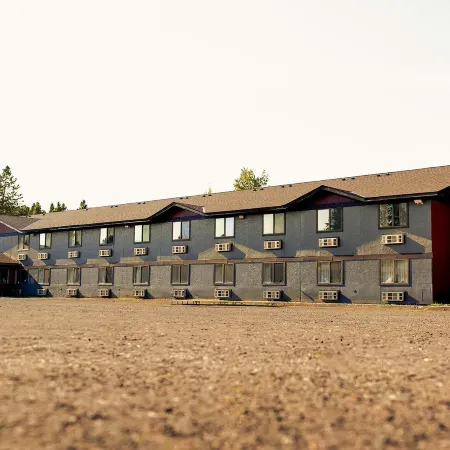 Magnuson Hotel Ironwood