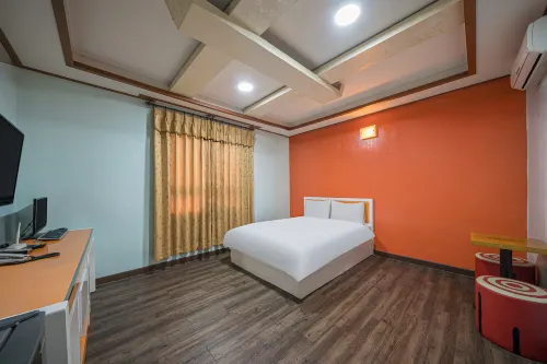 Mungyeong Oncheon Hotel - 2-Star
