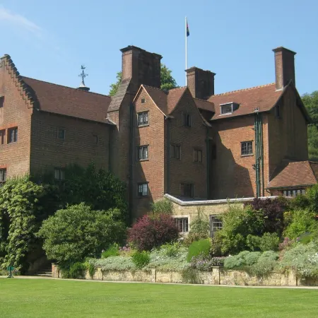 Retreat in Surrey Near Hever Castle Отели в г. Лингфилд