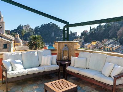 Lovely 2-Bedroom Flat - Sea View Terrace