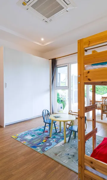 อพาร์ตเมนต์แบบสี่ห้องนอน