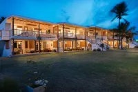 Surfers Bay Resort