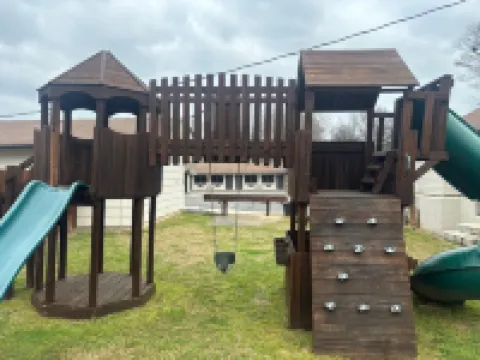 Yellow Diamond Inn Hotels in Pike County