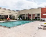 Quality Inn & Suites Mattoon South - Pools