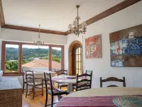 Moby Dick Lodge Colares Hotels in Sintra