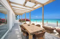 Moja Private Beachfront Suite, Amani Home Zanzibar - Airport Shuttle