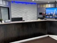 Travelodge by Wyndham St. Louis Hotels in Berkeley