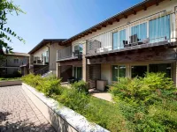 Lake Garda Resort Hotels in Moniga del Garda