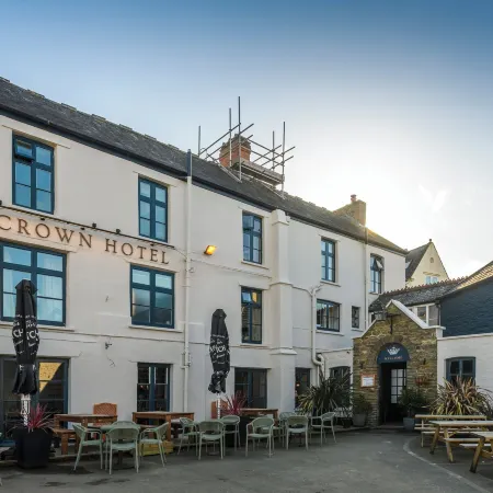 The Crown Hotel
