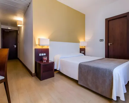 Don Juan Hotels in Granada