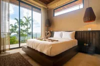 Riverstone Elevated Living Near Beach Town - balcony