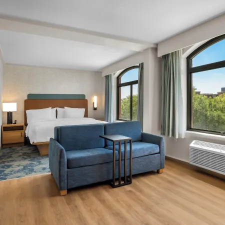 Hampton Inn by Hilton Addison Dallas