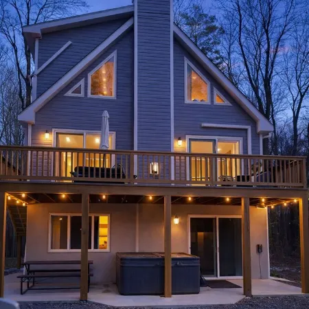 Hot Tub • Game Room • Firepit • Private 2 Acres • Poconos • Pet Friendly