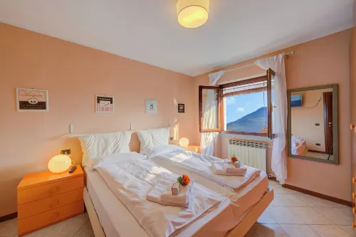 Casa Angiolina Lake and Mountain View - Happy Rentals - WiFi
