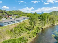 SureStay by Best Western Cherokee on the River