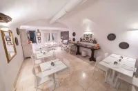 أكاديميا ريزيدنس