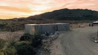Stardust Big Bend Container Home - Горячие источники