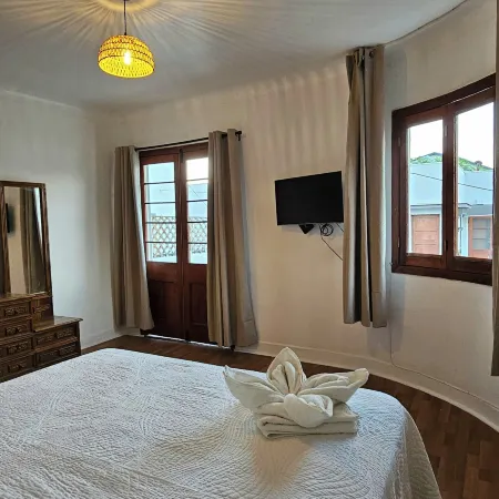 Wanderlust Hostel B & B