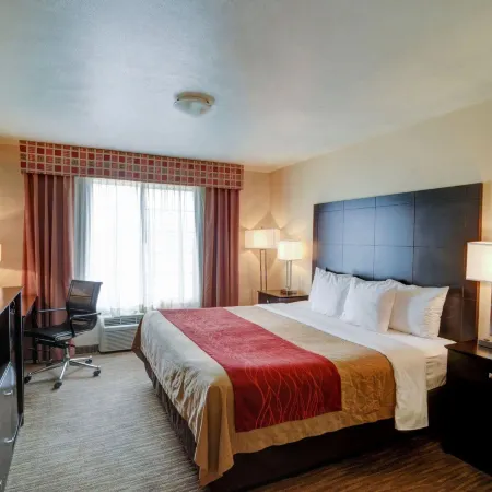 Comfort Inn & Suites