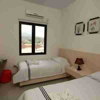 Summer Hotel Bitung Rooms