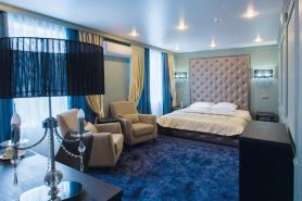Snowy Owl Hotel