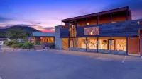 Red Rock Collection by Avantstay - Sleeps 14, 3 Sedona Stays With Mountain Views, In West Sedona