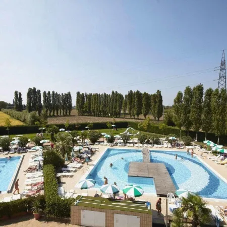 Green Garden Resort - Smart Hotel