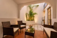 Paseo del Centro I Boutique Condos I Centro Histórico - Apartments