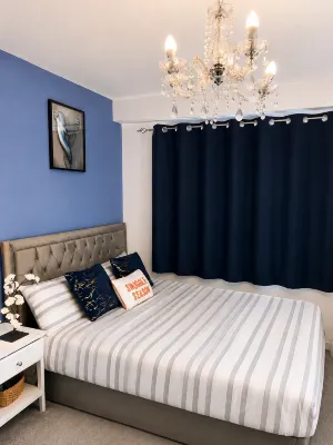 Casa de Centro en-Suite Room Netflix, Fast WiFi & Free Parking - Homestays