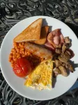 Denecrest Guest House - breakfast