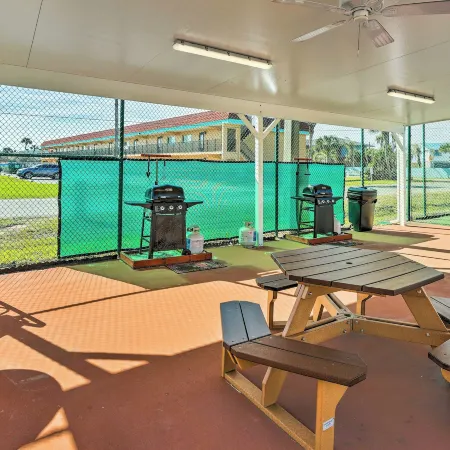 Sunny St Augustine Condo w/ Community Pool!