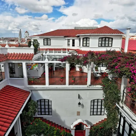 El Hotel de Su Merced