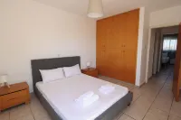 Ayia Triada Beach 2BR Apt - 2-Star