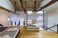 Aigli Seafront Loft-Bespoke Design Gem - pemandangan pegunungan