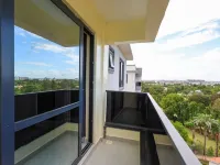 Radium Residences View Palace Apartment - Condos