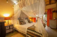 Lovely Holiday Home Bordering Kruger National Park - balcony