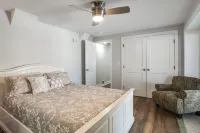 Hot Tub + Fire Pits: Waterfront Lake Anna Escape! - 3-Sterne