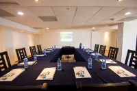 Holiday Inn Express NUEVO LAREDO by IHG - Parkplatz