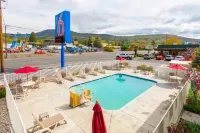 Motel 6 Klamath Falls, or - Pools