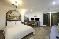 T Hotel - 3-Star