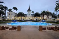 Swakopmund Hotel & Entertainment Centre - С бассейном