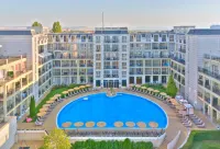 Festa Pomorie Resort - Kolam Renang