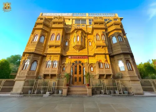 Hotel Royal Haveli - parking