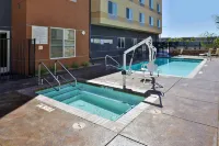 Fairfield Inn & Suites Sacramento Airport Woodland - Pools