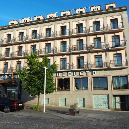 Hotel ELE Acueducto